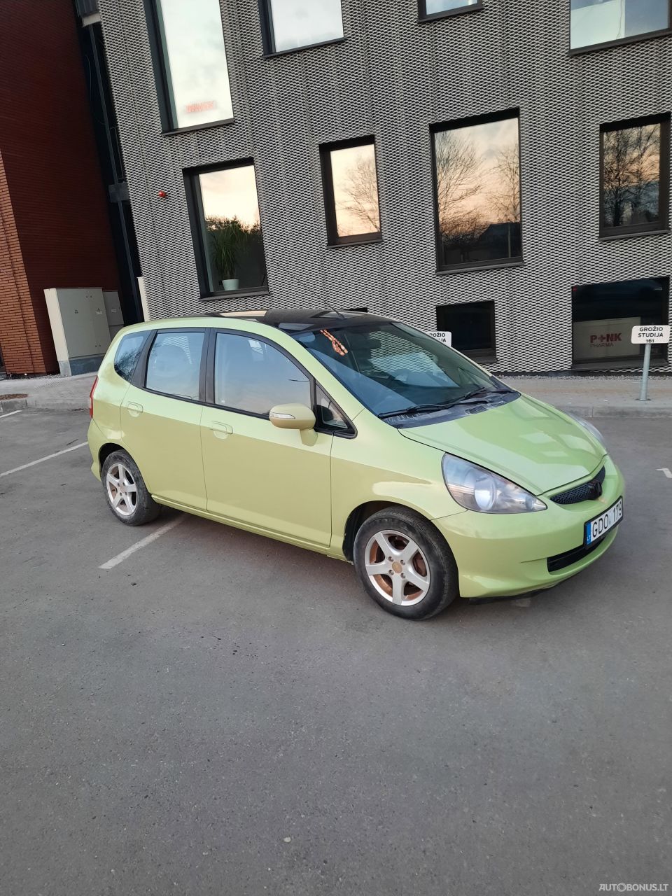 Honda Jazz | 15