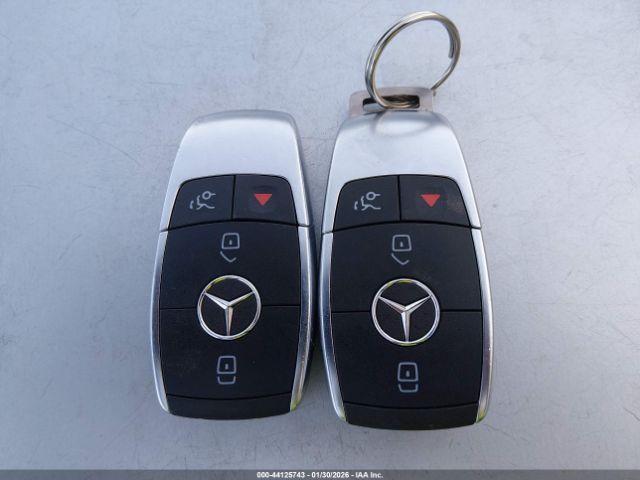 Mercedes-Benz C300 | 7