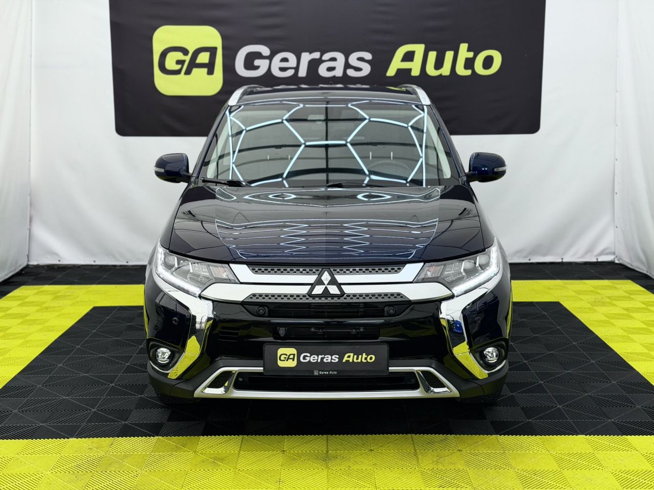 Mitsubishi Outlander | 6