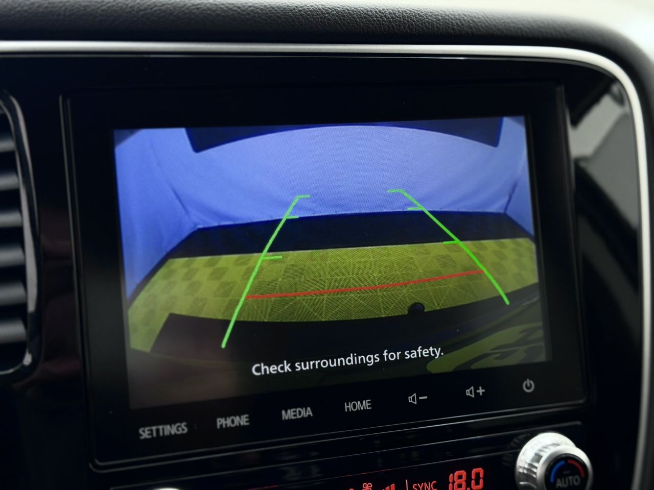 Mitsubishi Outlander | 24