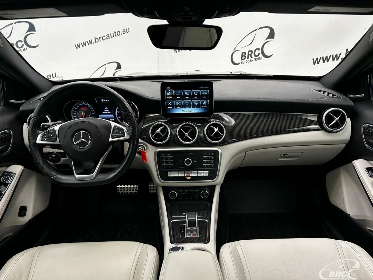 Mercedes-Benz GLA45 AMG | 2