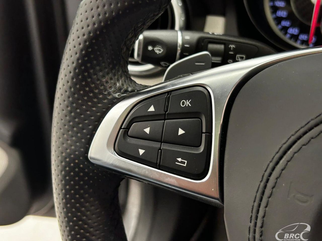 Mercedes-Benz GLA45 AMG | 13