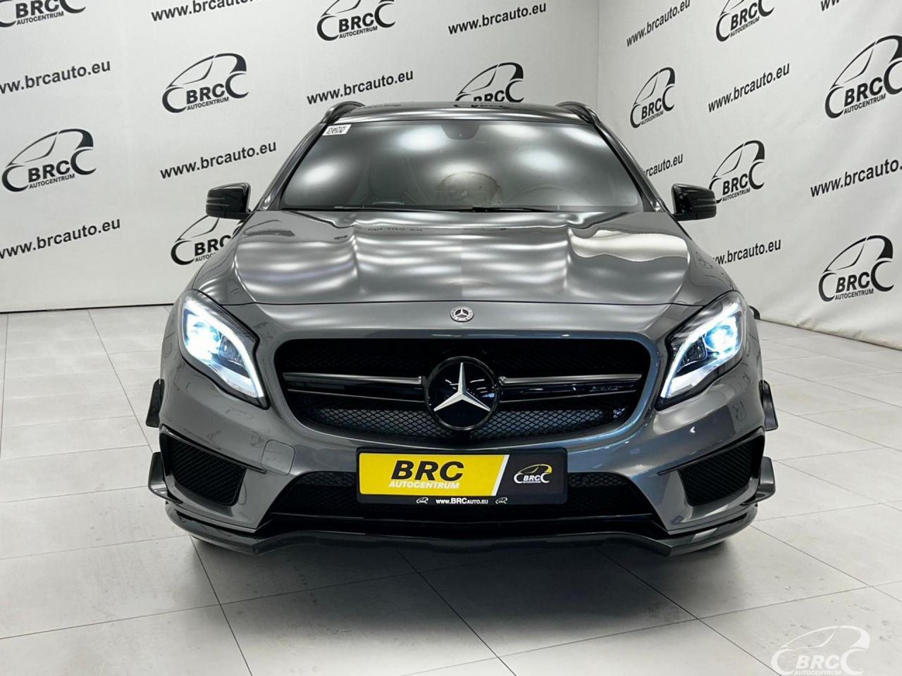 Mercedes-Benz GLA45 AMG | 27