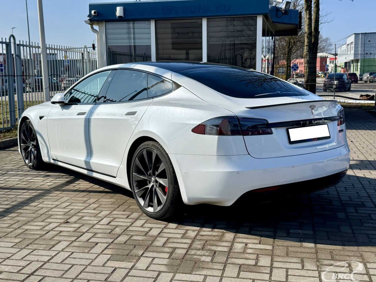Tesla Model S | 44