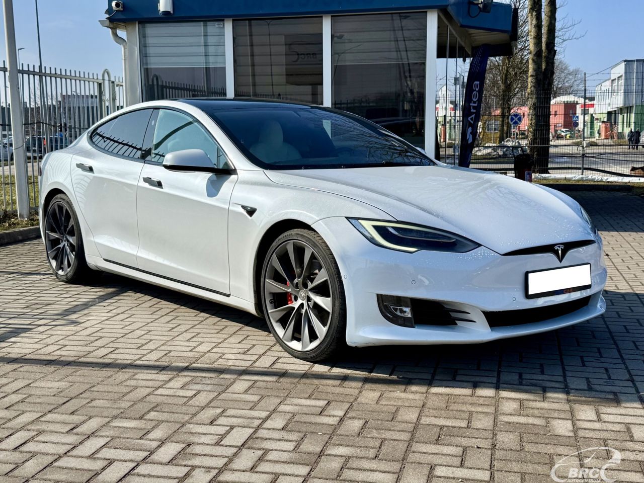 Tesla Model S | 42