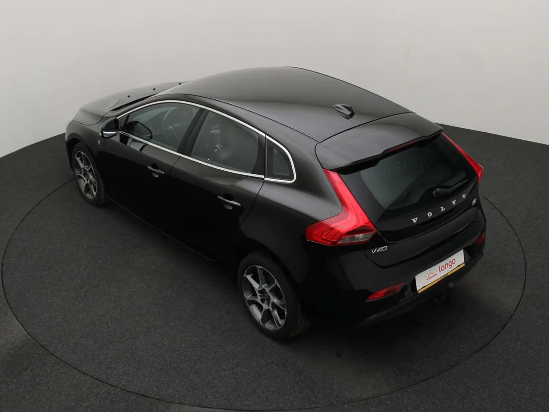 Volvo V40 | 11