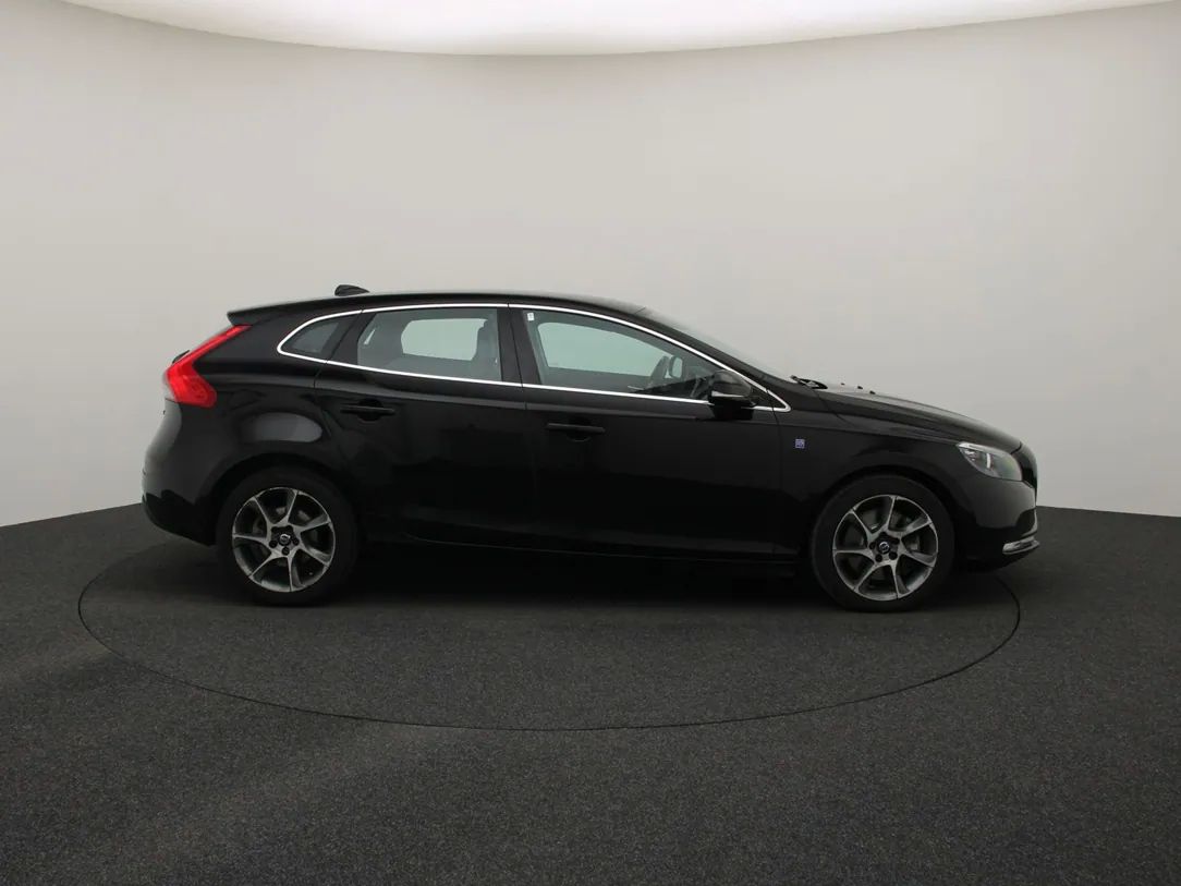 Volvo V40 | 8