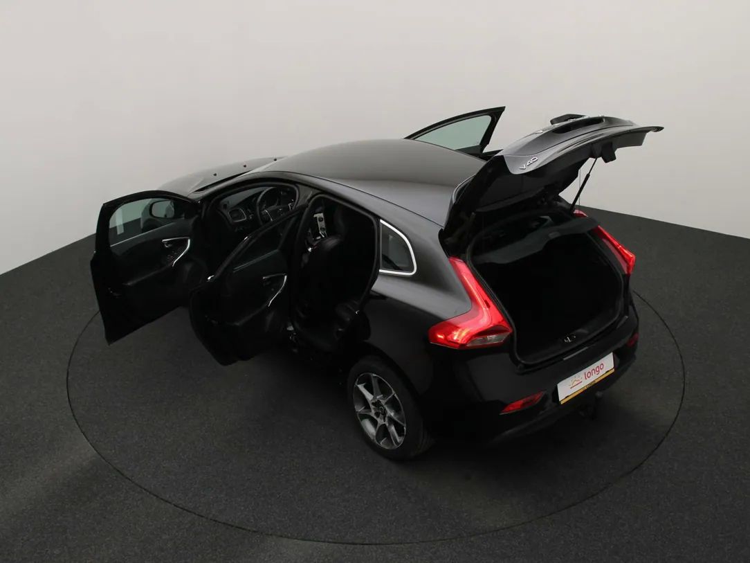 Volvo V40 | 12