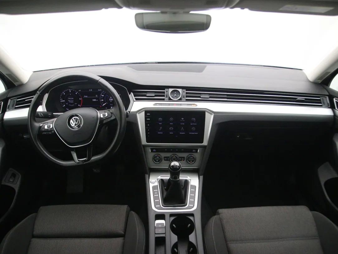 Volkswagen Passat | 1