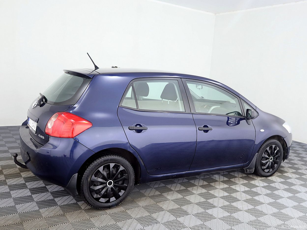 Toyota Auris | 2