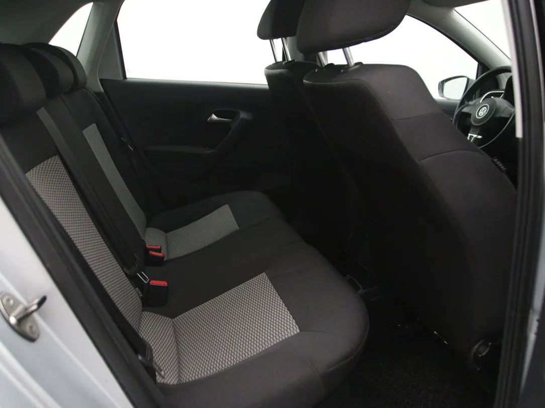 Volkswagen Polo | 14