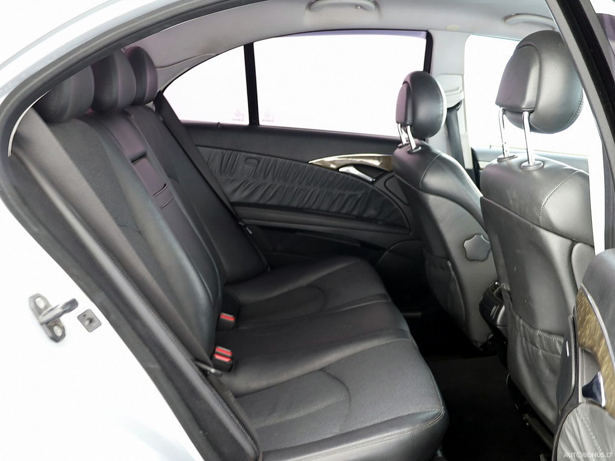 Mercedes-Benz E220 | 6