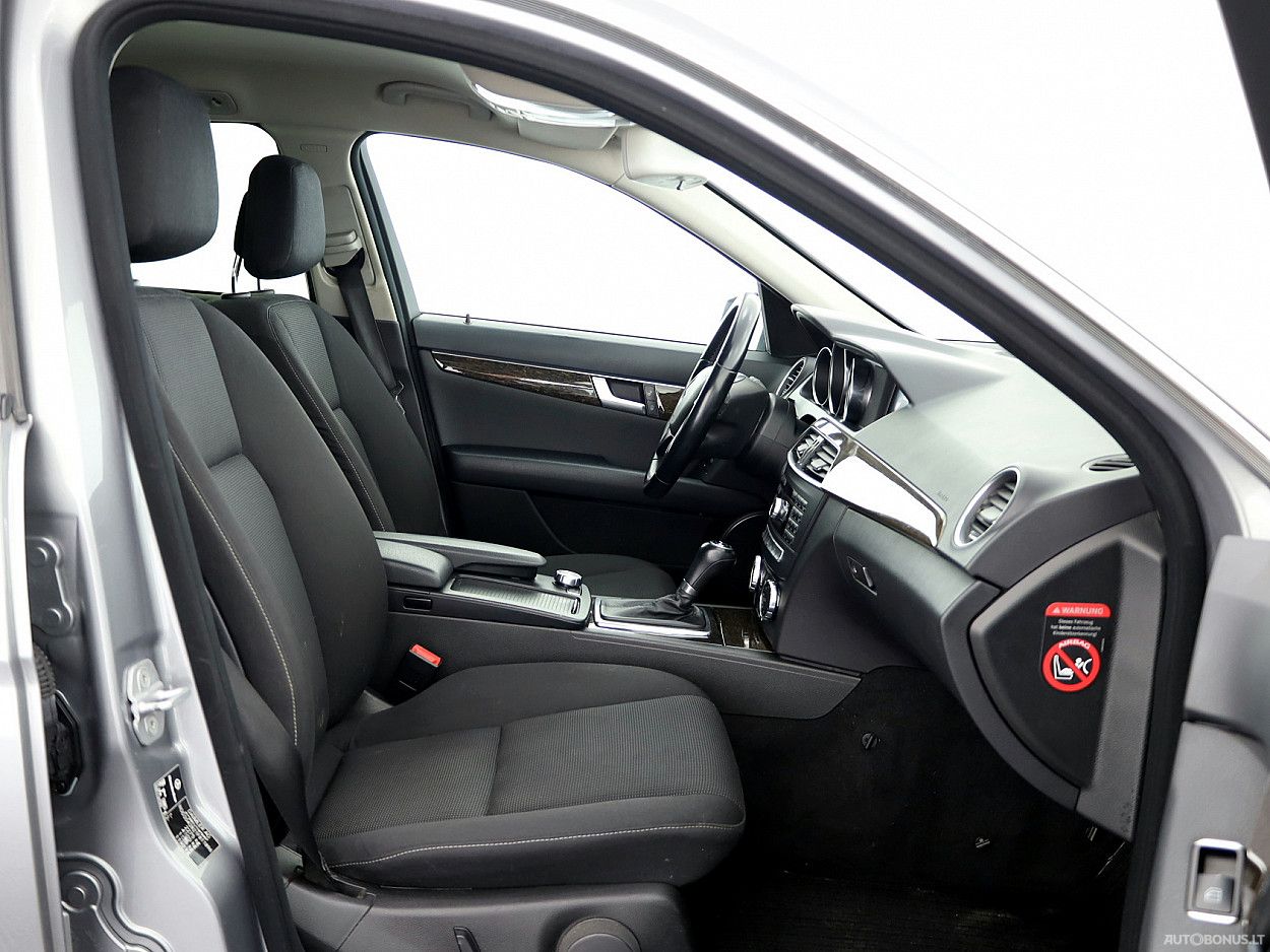 Mercedes-Benz C250 | 5