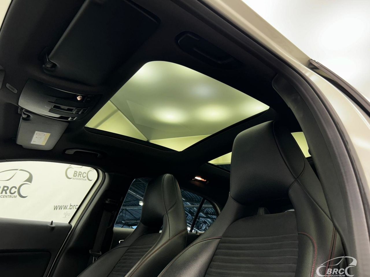 Mercedes-Benz GLA220 | 7