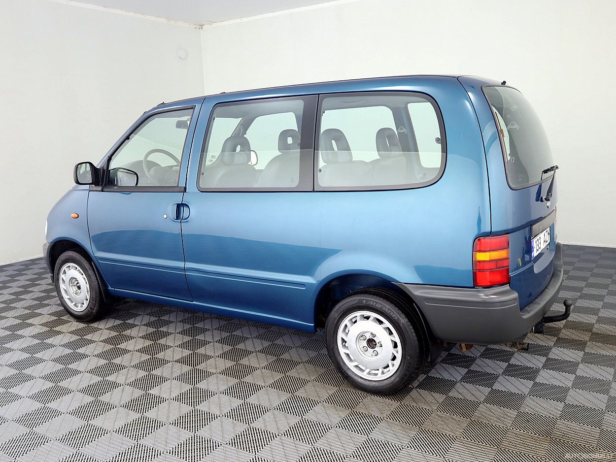 Nissan Serena | 3
