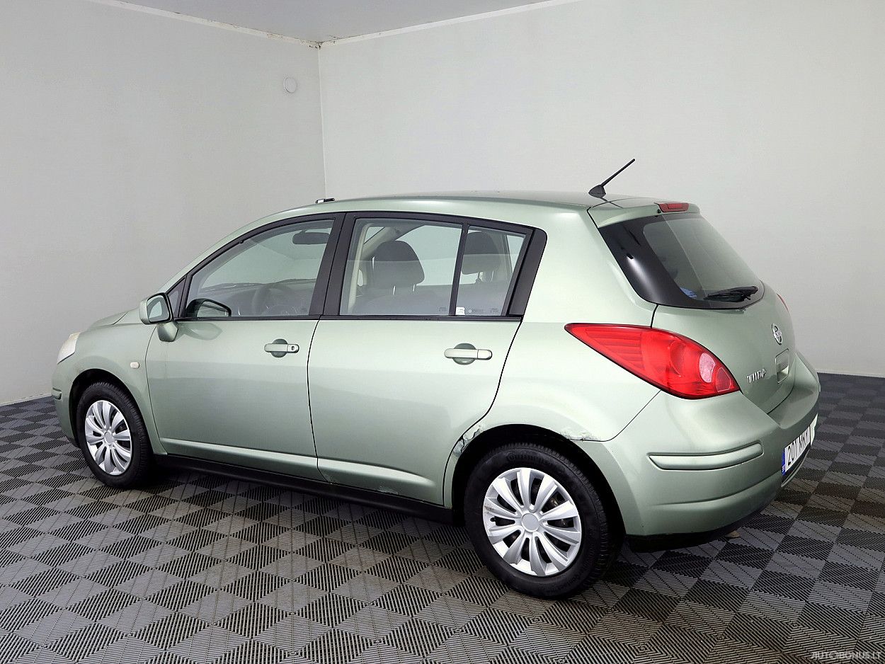 Nissan Tiida | 3