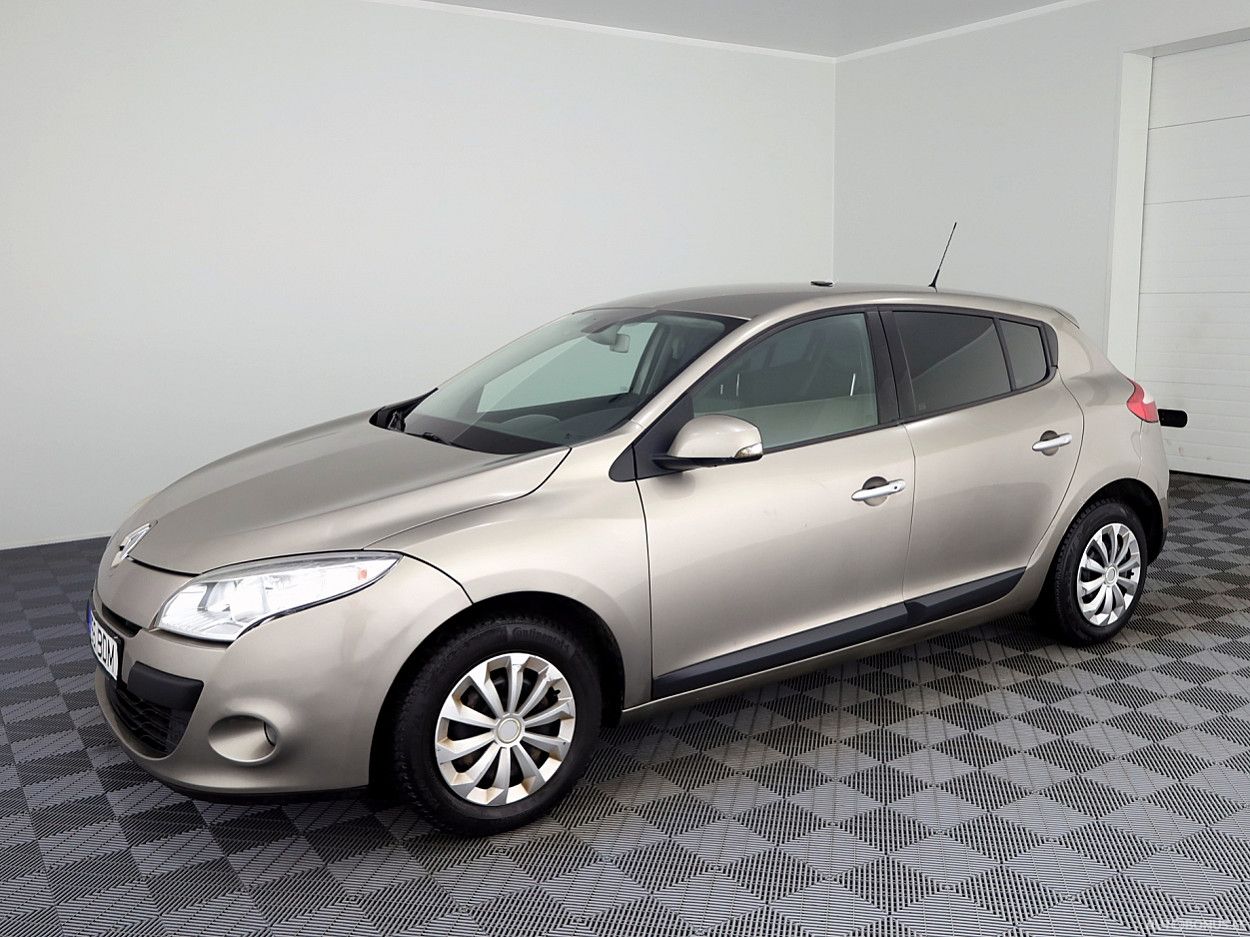 Renault Megane | 1