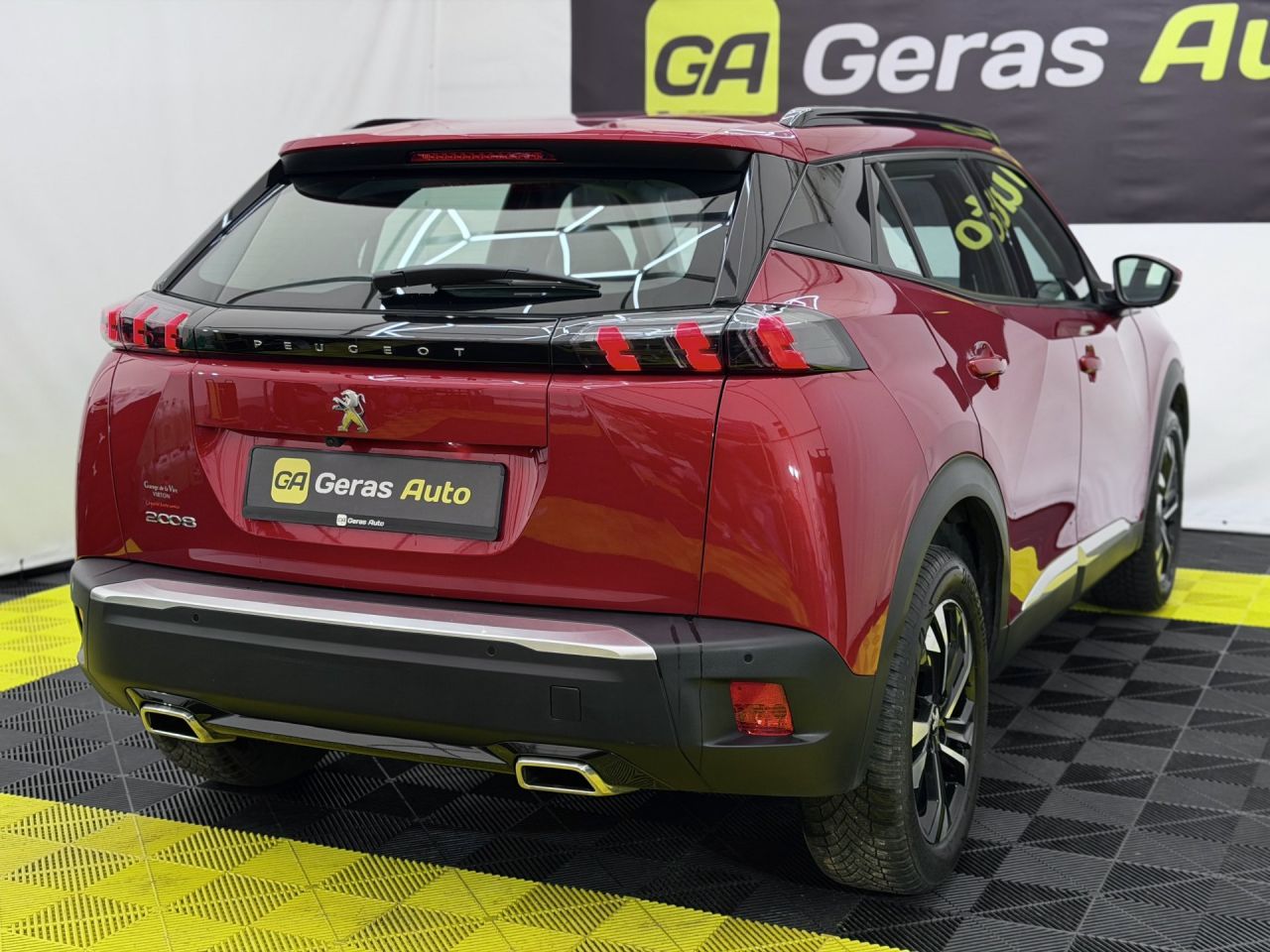 Peugeot 2008 | 3