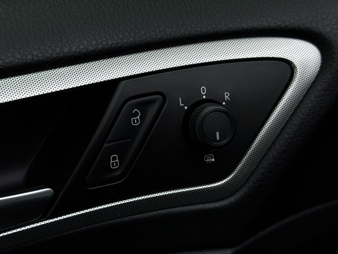 Volkswagen Golf | 17