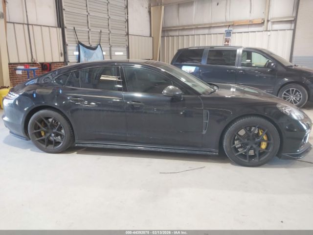 Porsche Panamera | 12