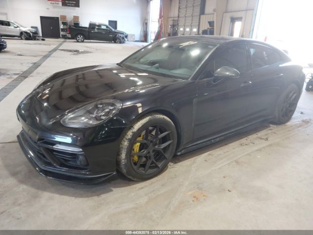 Porsche Panamera | 1