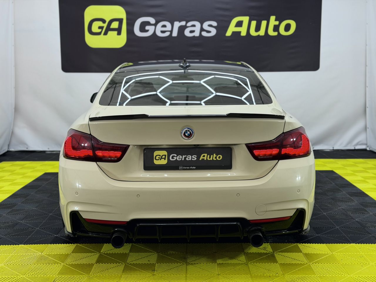 BMW 440 | 4