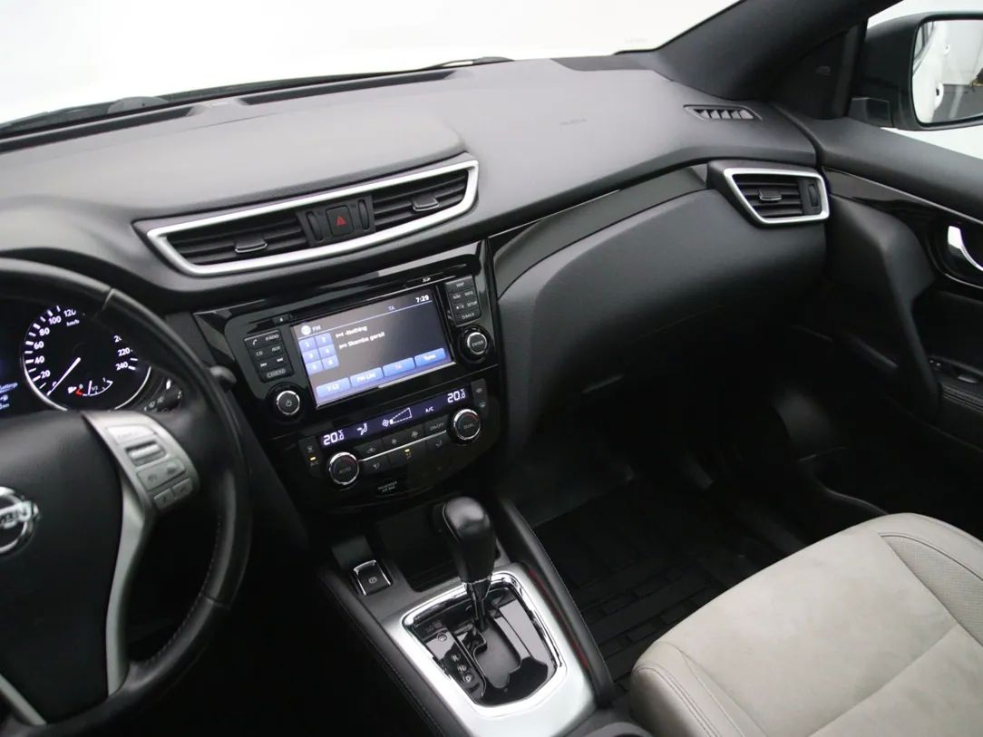 Nissan Qashqai | 20