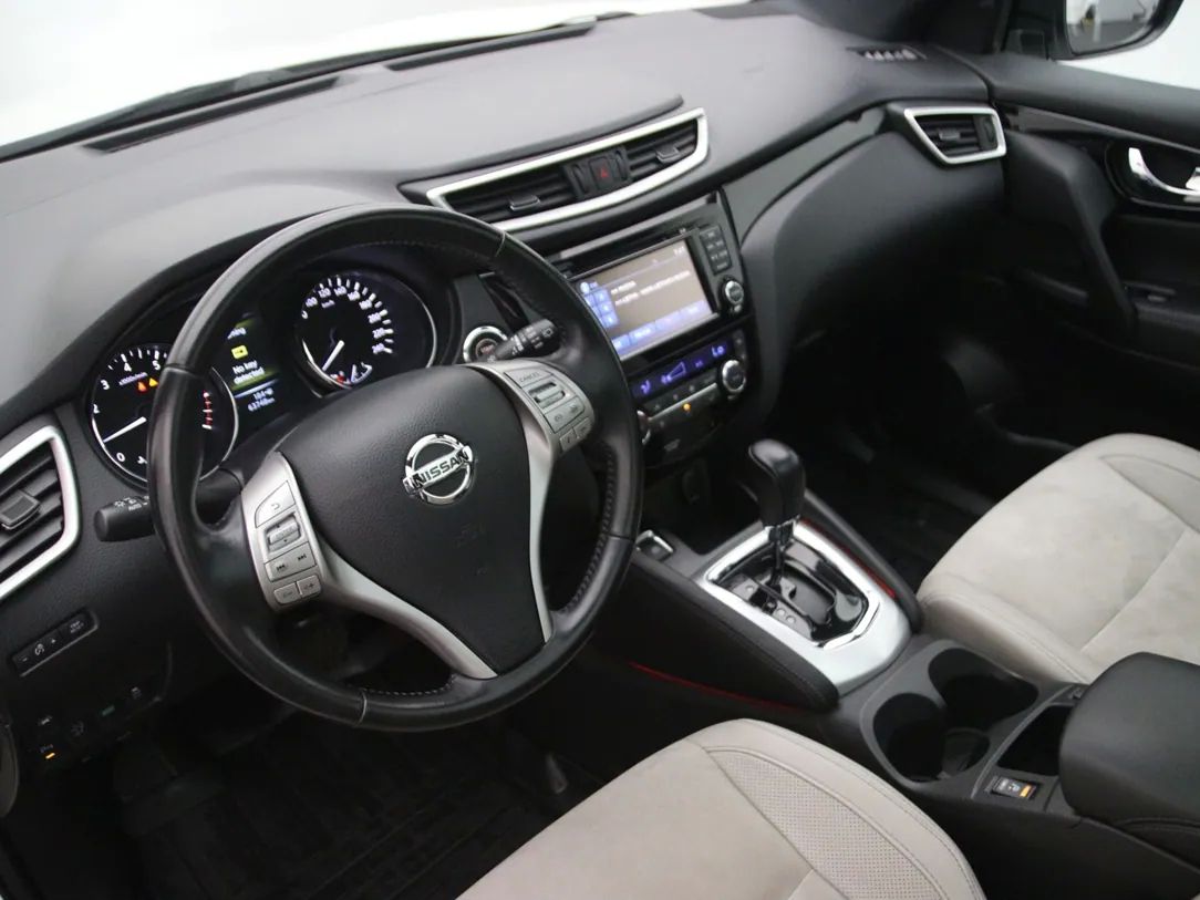Nissan Qashqai | 15