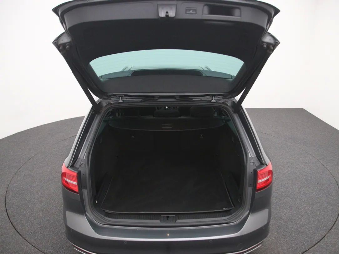 Volkswagen Passat | 43