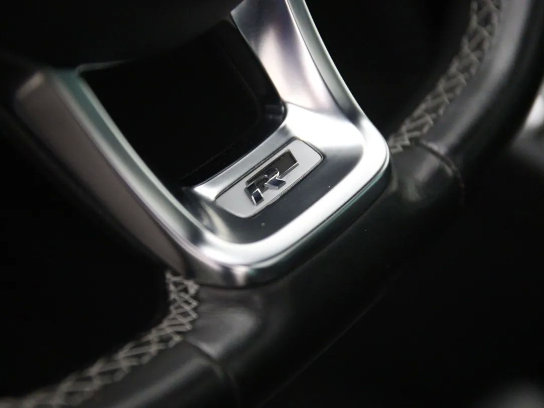 Volkswagen Passat | 35