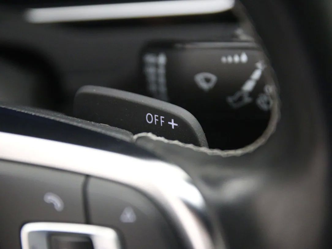 Volkswagen Passat | 32