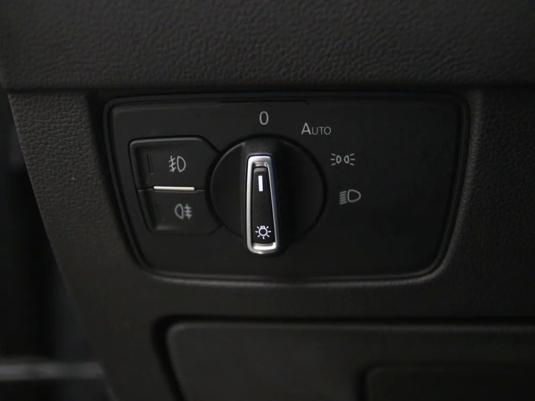 Volkswagen Passat | 26