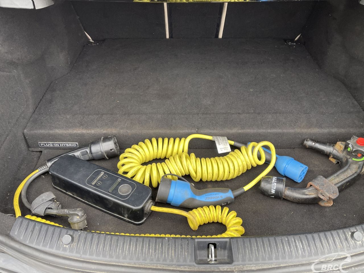 Mercedes-Benz C350 | 9