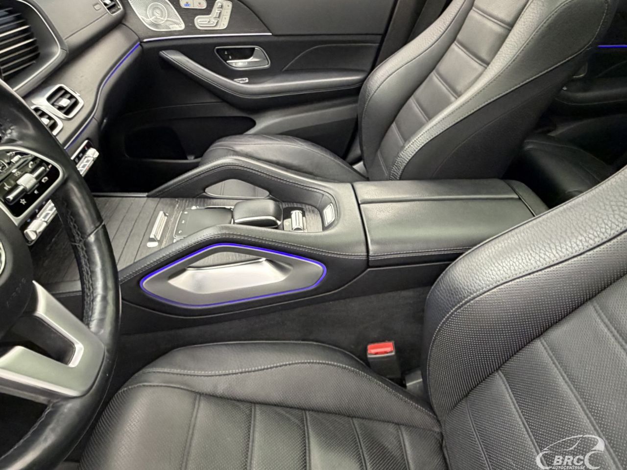 Mercedes-Benz GLS450 | 26