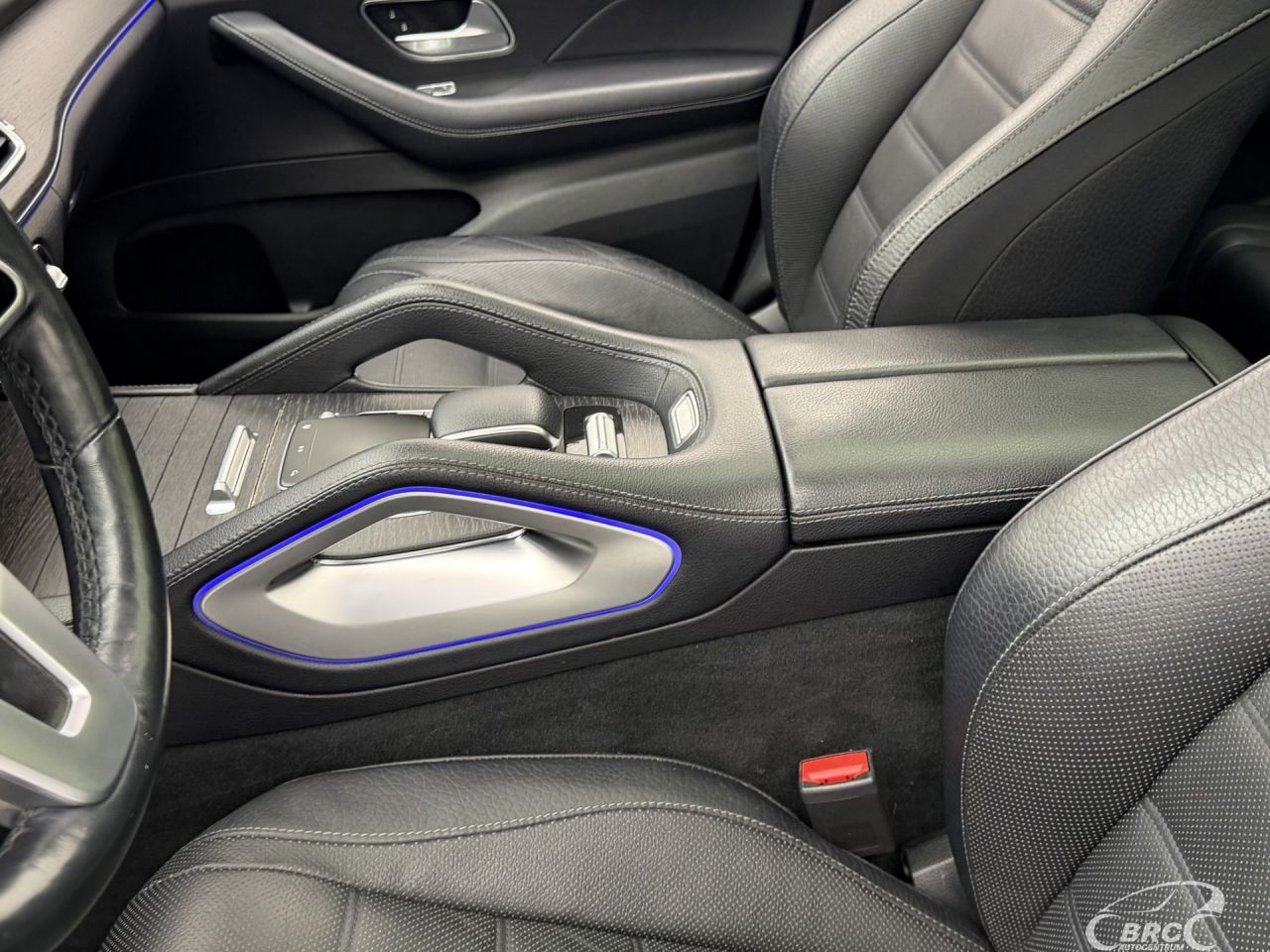 Mercedes-Benz GLS450 | 29