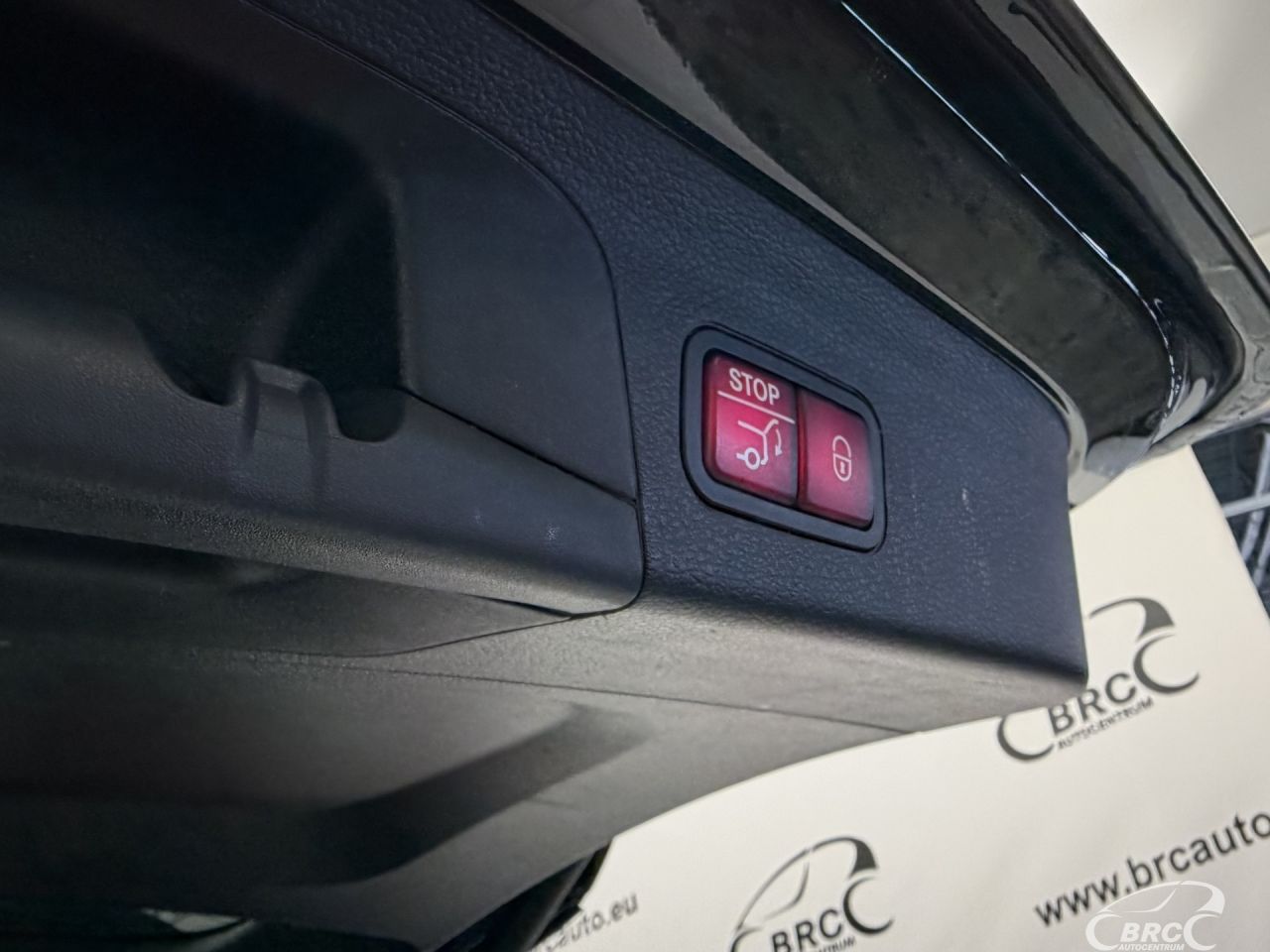 Mercedes-Benz GLS450 | 56