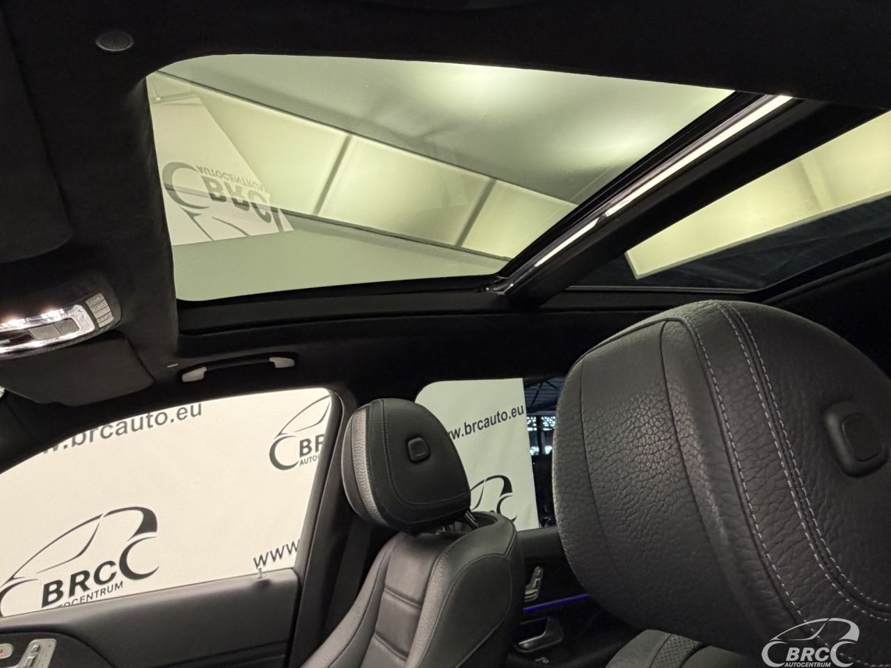 Mercedes-Benz GLS450 | 27