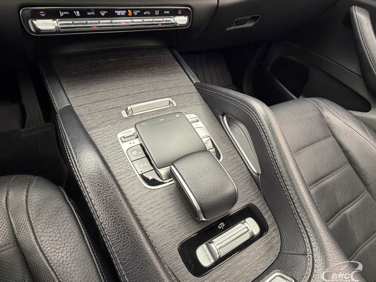 Mercedes-Benz GLS450 | 32