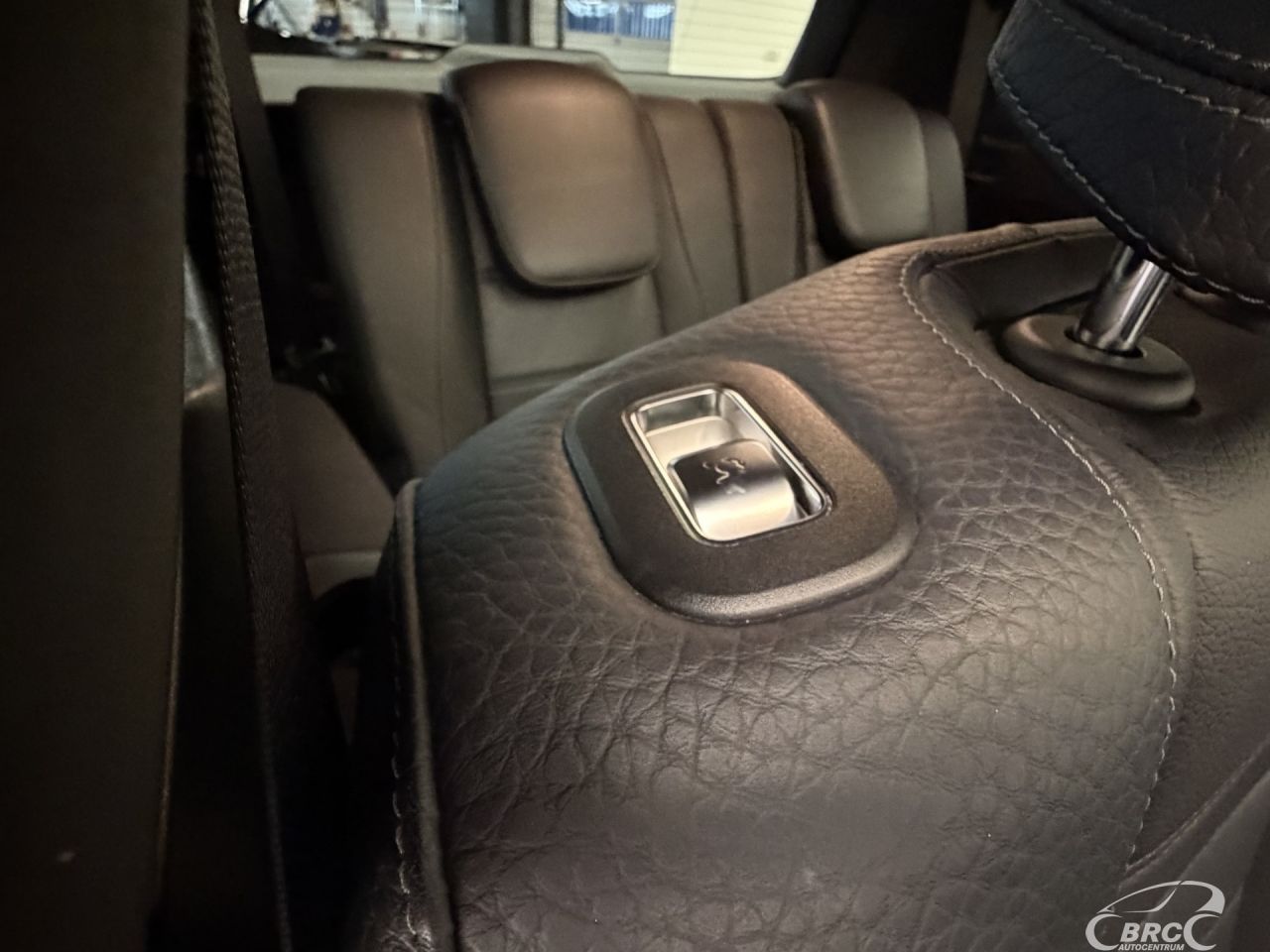 Mercedes-Benz GLS450 | 13