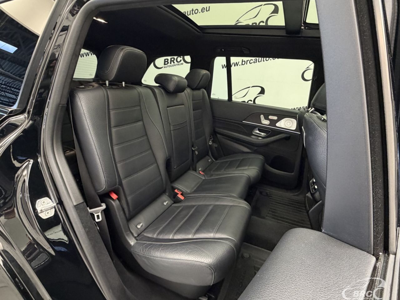 Mercedes-Benz GLS450 | 11