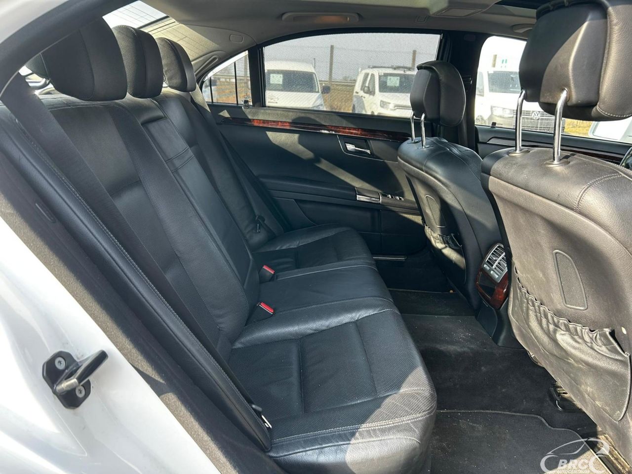 Mercedes-Benz S550 | 9