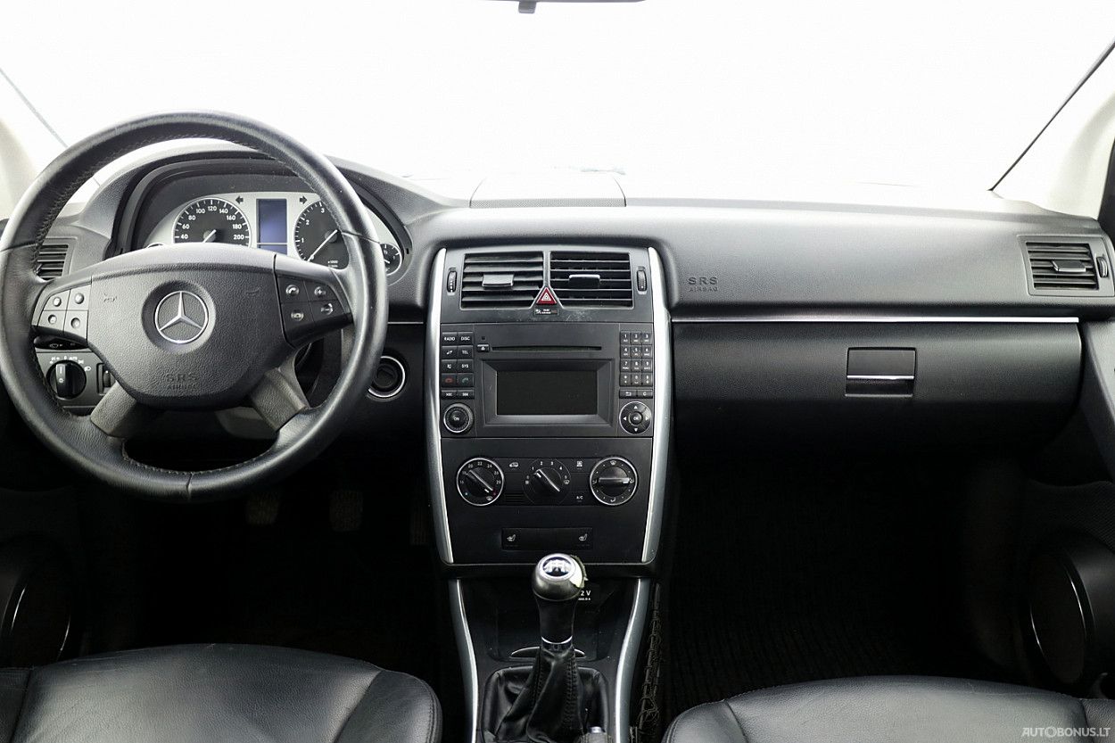 Mercedes-Benz B170 | 4
