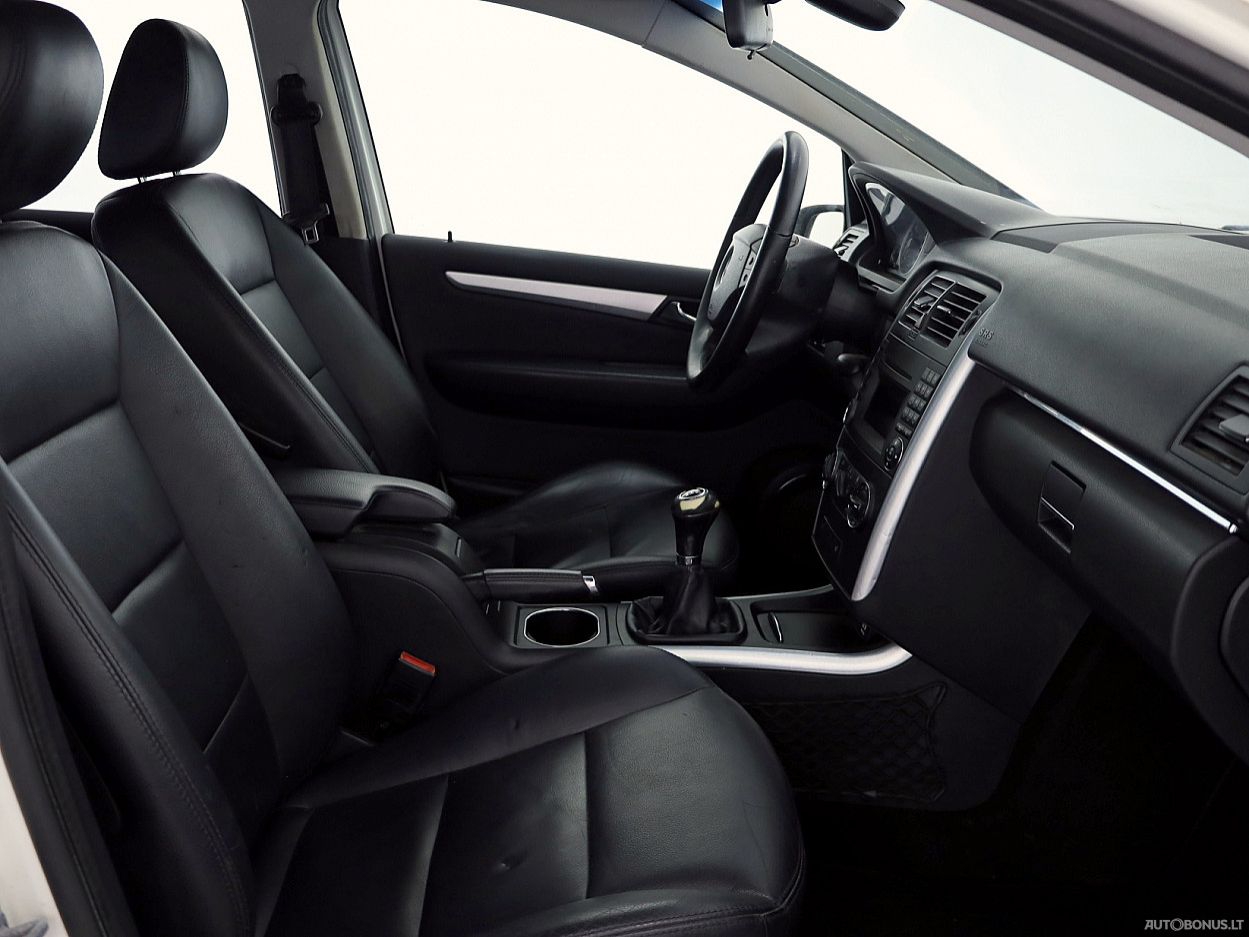 Mercedes-Benz B170 | 5