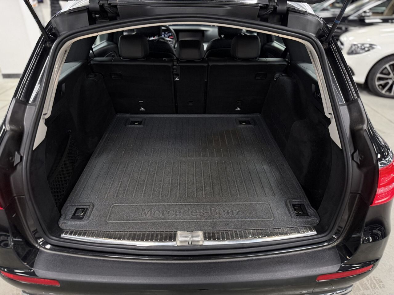 Mercedes-Benz E220 | 20