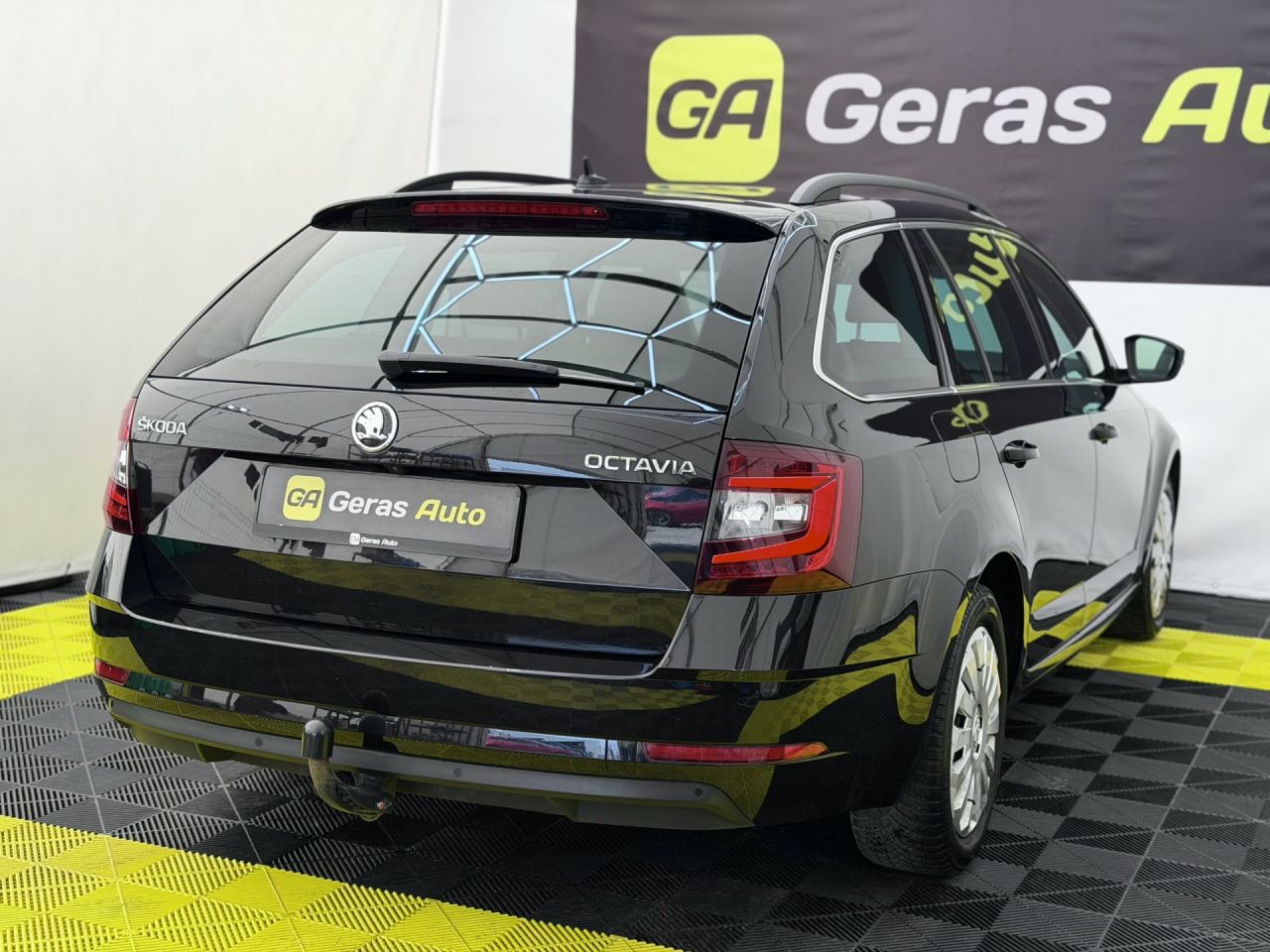 Skoda Octavia | 3