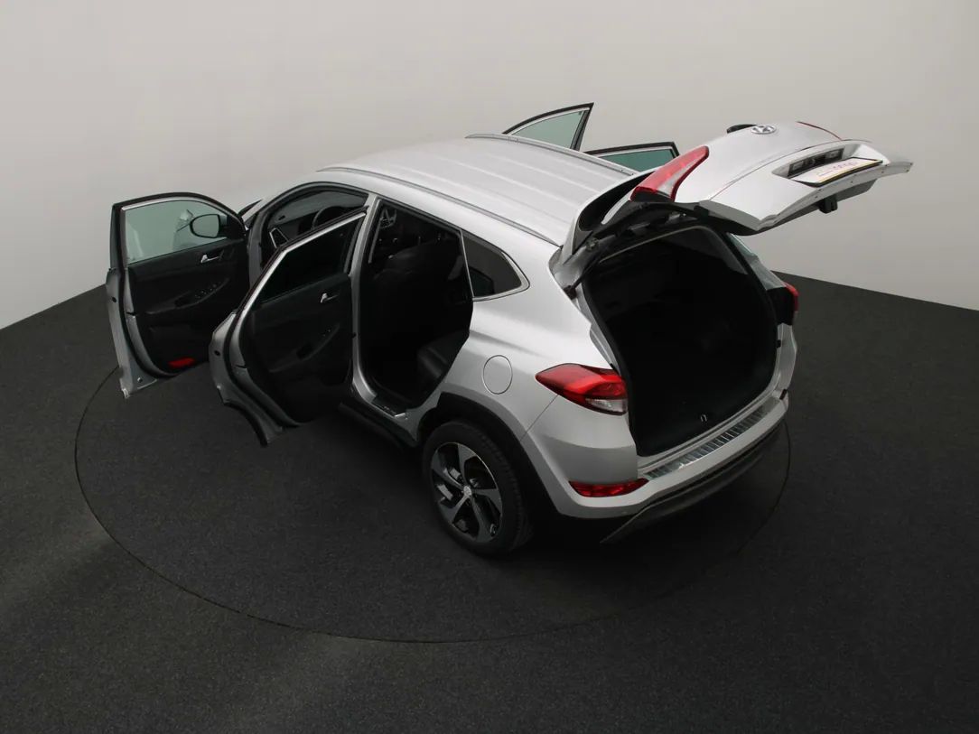 Hyundai Tucson | 12