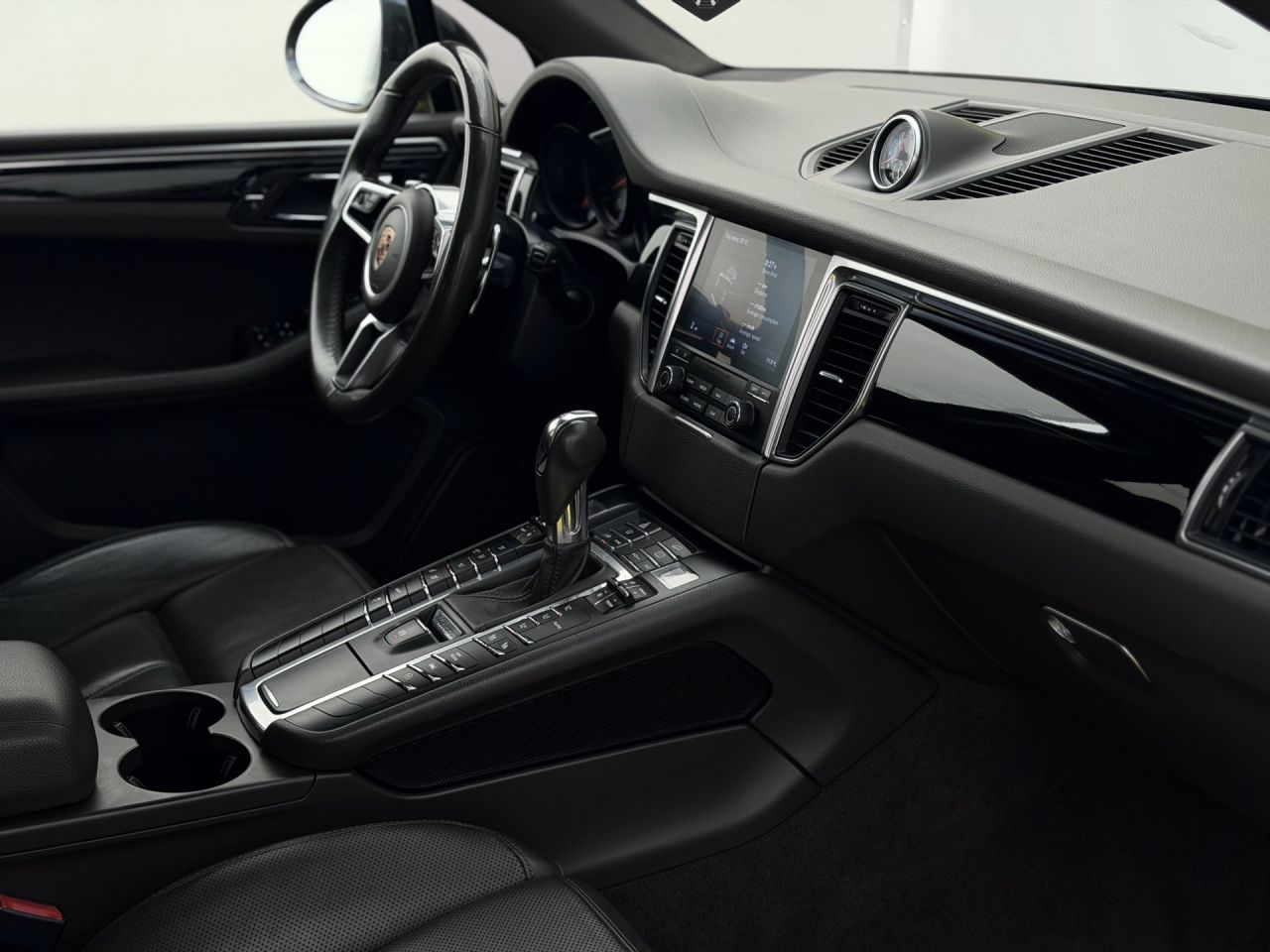 Porsche Macan | 15