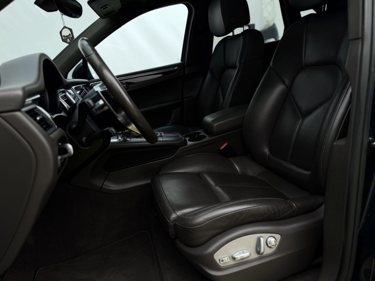 Porsche Macan | 9