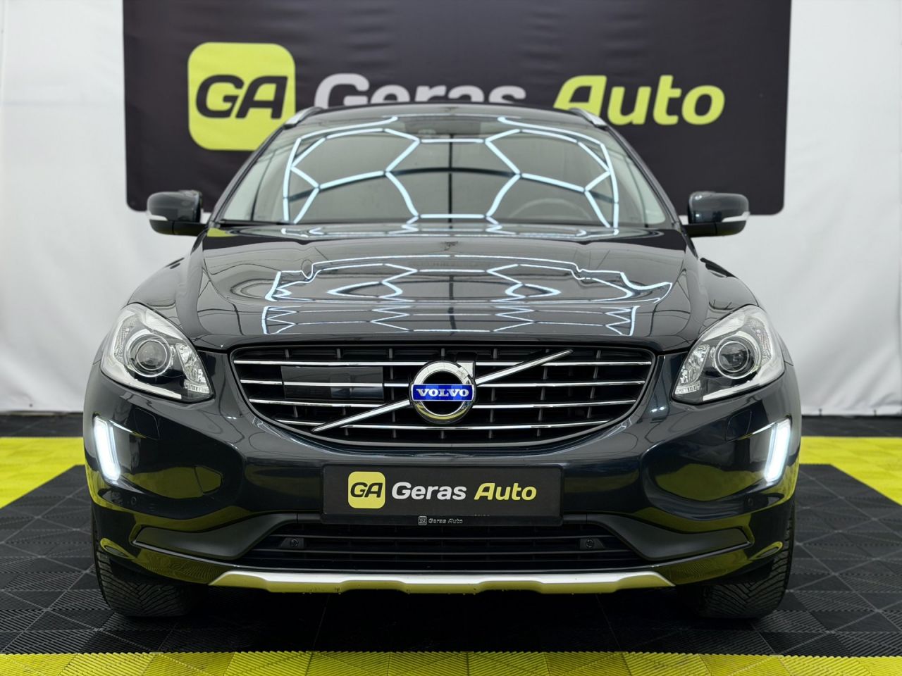 Volvo XC60 | 1