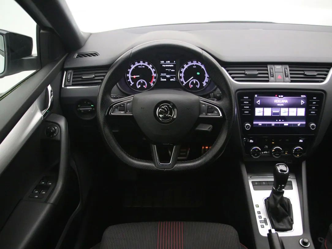 Skoda Octavia | 16